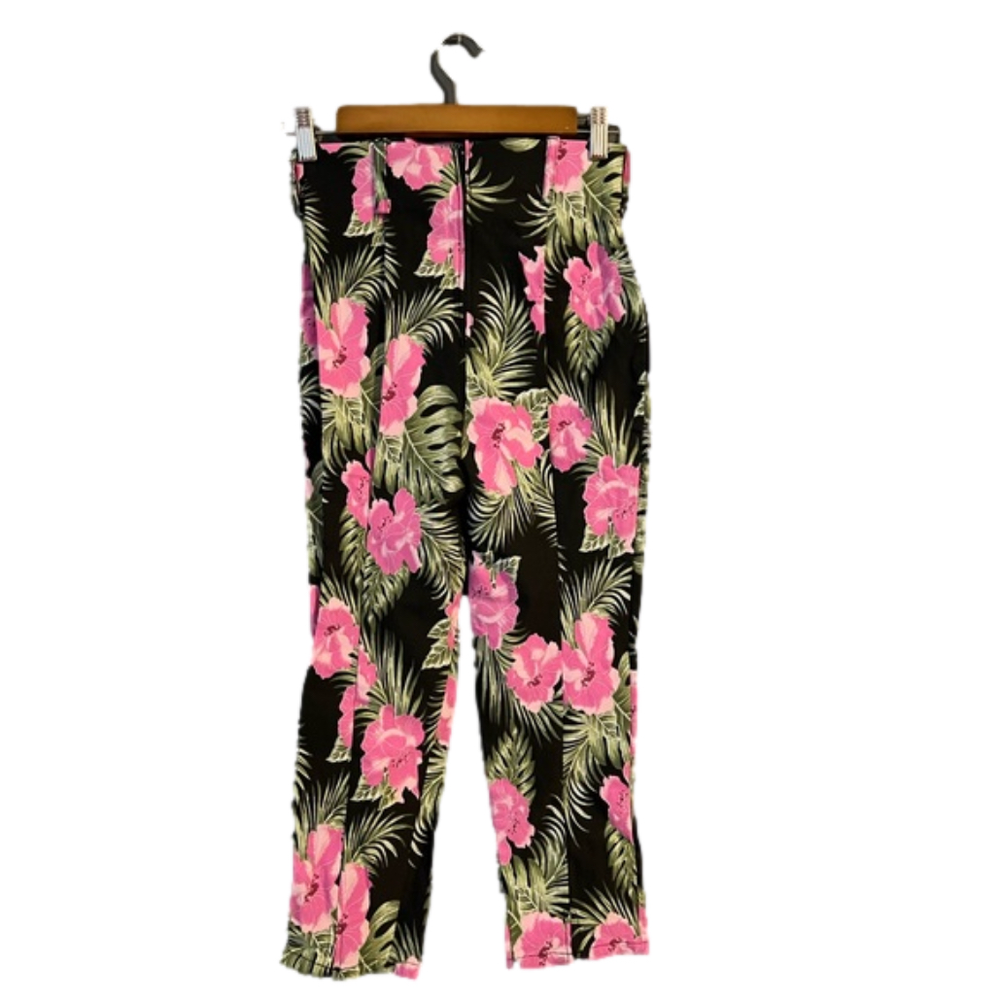 Pinup Couture Pinup Girl Clothing Traci Lords Tropical print Capri pants. Large
